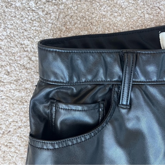 Abercrombie and Fitch Ankle Straight Ultra High Rise Vegan Leather Pants Size 27 - Picture 8 of 15